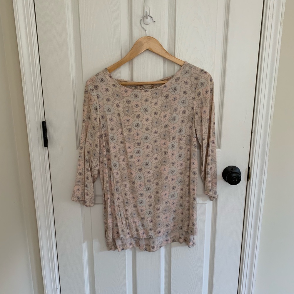 Floral top with soft colors